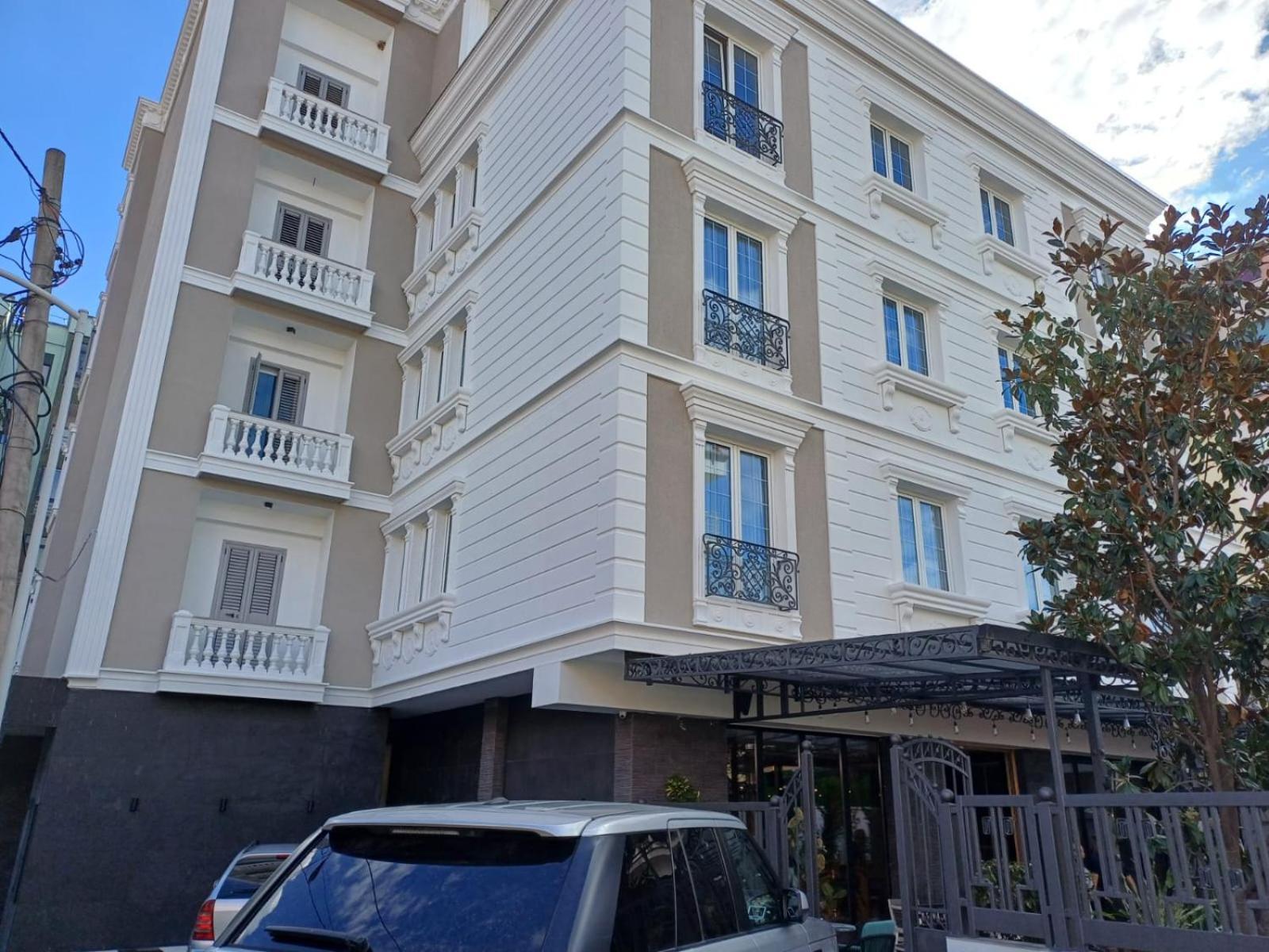 Oxygen Boutique Hotel Tirana Exteriör bild
